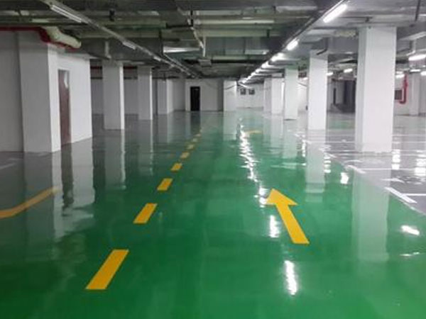 停車場地坪漆使用的是什么，有哪些?